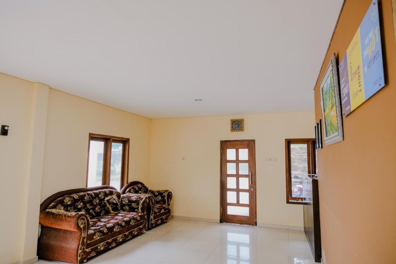 Spot On 2448 Hotel Tlogorejo 2 Ngebel Ngoại thất bức ảnh
